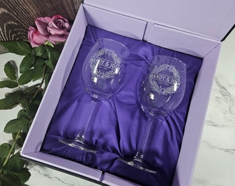 Personalized Wine Glasses Set, a perfect gift for an Anniversary, Wedding, or any Celebration of Love | 2 Wine Glasses 15oz + Keepsake Box