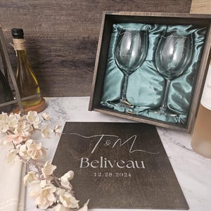 Personalized Wine Gift Set – Custom Engraved Wooden Box with Wine Glasses & Charms, Unique Gift for Couples, or any celebration - (DCSET03)