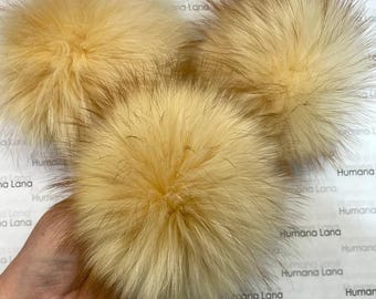 Creme brulee raccoon fur pom pom with snap, raccoon fur pompom for hat