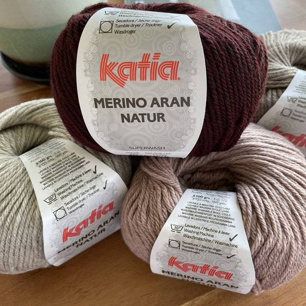 Laine Mérino, Laine Katia, merino aran natur  de Katia , laine ultra douce, laine à tuque, laine parfaite accessoire d'hiver