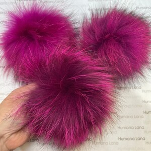 Fuchsia raccoon fur pom pom, raccoon fur pompom for hat, fur pompom with press stud button