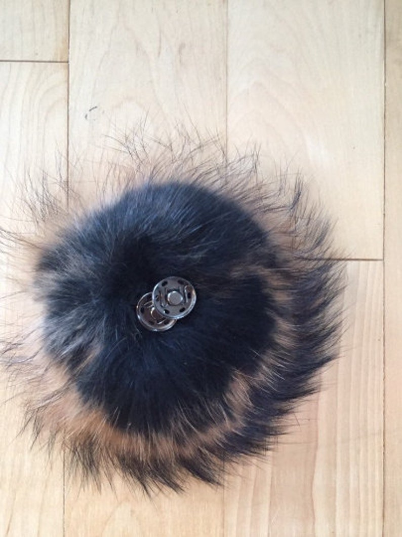 raccoon fur pompom for hat Black with naturals tips raccoon fur pom pom 15-17cm with snap