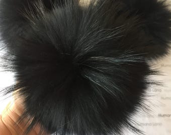 Pompom de pele preta