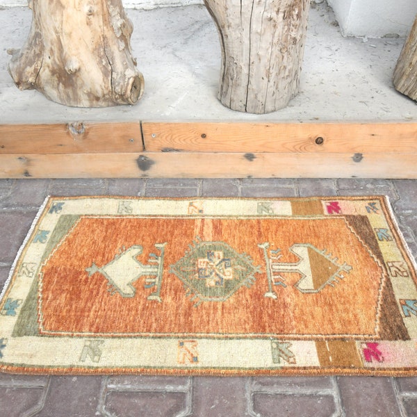 2x3 dor mat, vintage small rug, muted color, runner rug, area rug, Distracted rug, oushak rug, handmade rug,