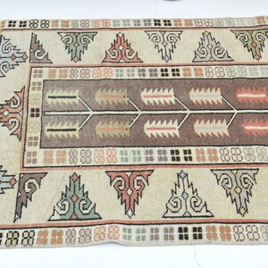 2'8x4'3 ft Turkish rug, Area rug, Oushak rug, Vintage rug, Nursery rug, Handmade rug, Colorful rug, Wool rug, Turkey rug image 8