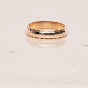 14k Yellow Gold Wedding Band Size 6