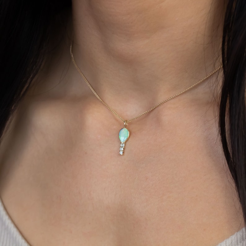 Australia Opal and Diamond 'Aurora' Necklace in 9K Yellow Gold image 3