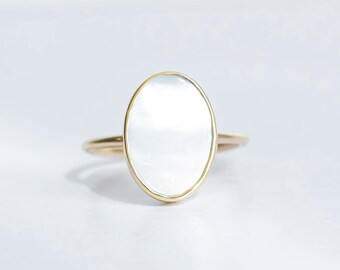 Mother of Pearl Reflection Ring in Solid Yellow Gold