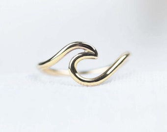Solid 9K Gold Wave Ring - All Sizes