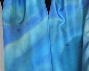 Handpainted scarf from Pongé 8 Silk (170 x 40 cm), hand-painted in clear blue tones (L-0429)