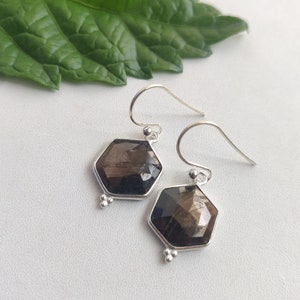 Golden Shine Sapphire sterling silver earring,925 purity,silver ear wire,20*13*3mm size,hexagon shape Cabochon,natural gemstone,gift jewelry