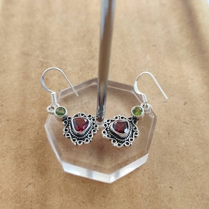 Garnet Facetted cut stone with peridot in antique polish Sterling silver earrings,92.5 purity,silver ear wire,20*13mm size,natural gemstone