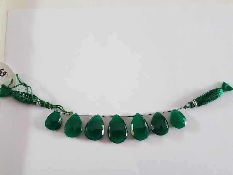 7 Pieces of Green ONEX PEARS FACETTED 4 Length 16x12mm-20x15mm size