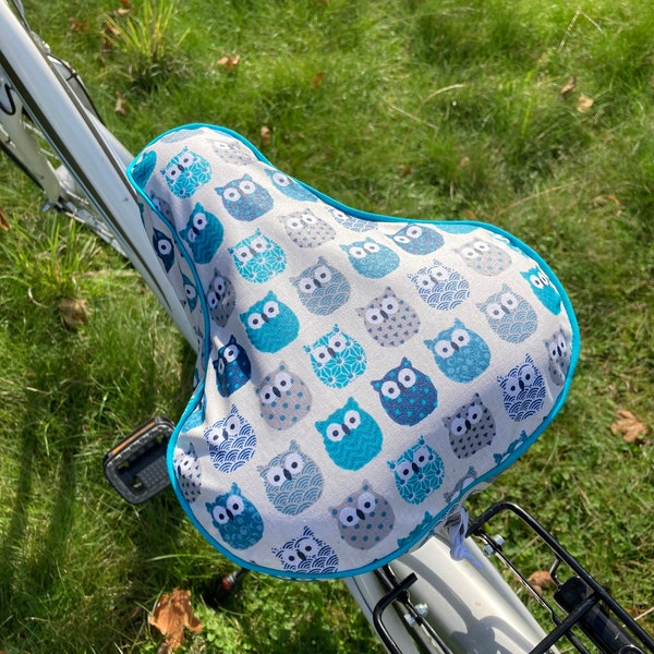 bicycle saddle protection / Water repellent bike seat cover / Sattel Bezug / oilcloth bicycle seat/ Sattelschutz wasserabweisend