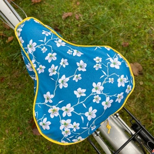 Sattelschutz wasserabweisend   / protection selle de vélo.