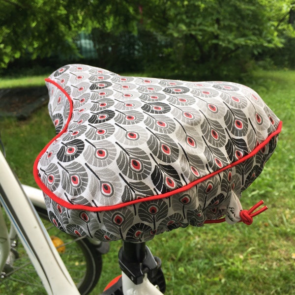 bicycle saddle protection / Water repellent bike seat cover / Sattel Bezug / oilcloth bicycle seat / Sattelschutz wasserabweisend