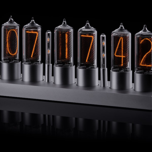 ZIN18 IN-18 New Nixie Tube Clock Silver Anodized Classic Aluminium Case Wifi Android/ios setup Transparent