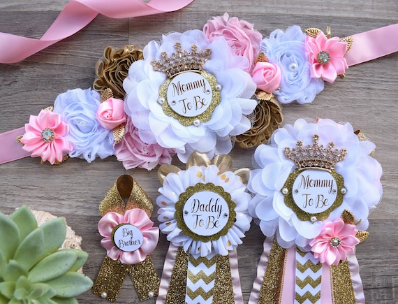 Pink Gold Princess Flower Sash, Pink Gold Maternity Sash, Pink Gold White Mommy To Be Pin, Daddy To Be Pin, Princess Baby Shower, Custom