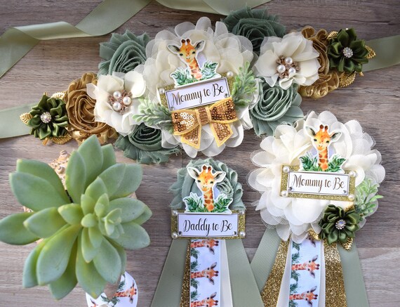 Giraffe Baby Shower, Giraffe Maternity Sash, Giraffe Mommy To Be Pin, Giraffe Daddy To Be Pin, Baby Shower Gift, Custom Pin