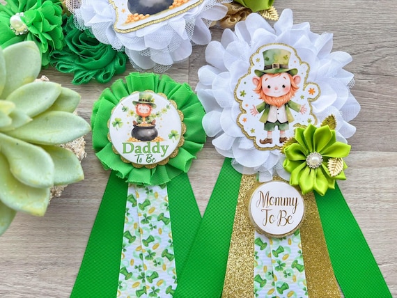 Saint Patrick Baby Shower, Maternity Sash, Clover Mommy To Be Pin, Green Daddy To Be Pin, St. Patrick's Day Baby Shower, New Parents Pin