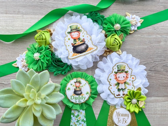 Saint Patrick Baby Shower, Maternity Sash, Clover Mommy To Be Pin, Green Daddy To Be Pin, St. Patrick's Day Baby Shower, New Parents Pin