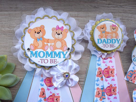 Bear Gender Reveal Baby Shower, Pink and Blue Maternity Sash, Mommy To Be Ribbon Pin, Daddy To Be Pin, Family Custom Pins, Pregnant Gift