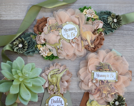 Dinosaur Baby Shower, Dinosaur Corsage Pin Set, Dinosaur Mommy to Be, Dinosaur Daddy to Be, Mamasaurus, Dinosaur Orange Green Blue, Custom
