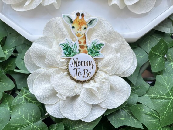 Giraffe Animal Baby Shower Pin, Mommy To Be Pin, Daddy To Be Pin, Big Sister, Big Brother, Grandma, Grandpa, Custom Wording Available