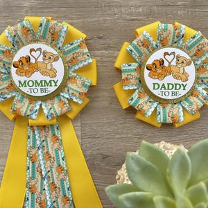 Lion King Safari Baby Shower, Lion Mommy To Be Ribbon Pin, Boy Lion Daddy To Be Badge Pin, Baby Shower Gift, New Parent's To Be Pin, Custom