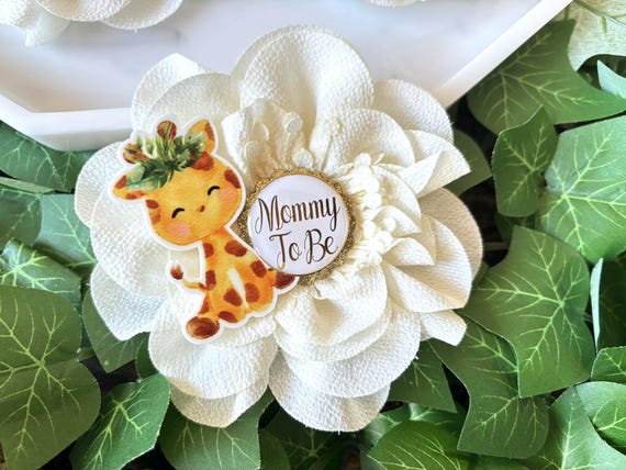 Baby Giraffe Baby Shower Pin, Mommy To Be Pin, Daddy To Be Pin, Big Sister, Big Brother, Grandma, Grandpa, Custom Wording Available