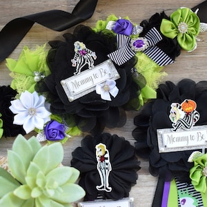 Black & Green Baby Shower, Comedy/Horror Halloween Baby Shower, Green White Black Maternity Sash, Mommy To Be Pin, Daddy To Be Pin