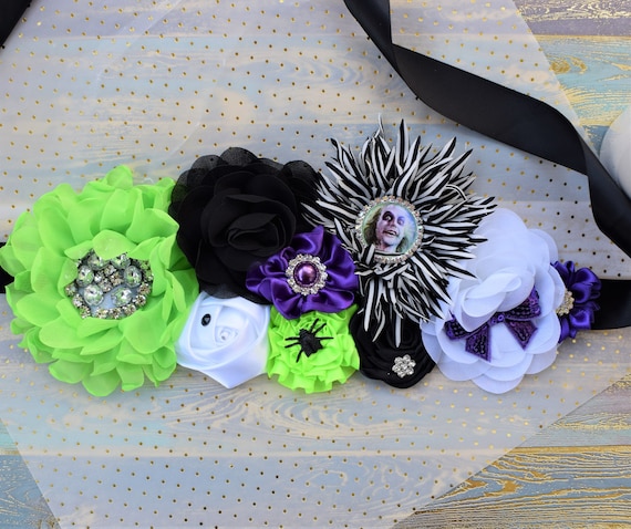Comedy/Horror Baby Shower, Halloween Baby Shower, Black Green Flower Sash, White Black Maternity Sash, New Mom Gift, Green & Black Set