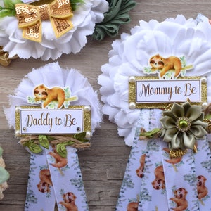 Sloth Baby Shower, Sloth Mommy to Be Pin, Sloth Baby Shower Pin, Sloth Greenery Maternity Sash, Baby Shower, Green White Gold - S0004