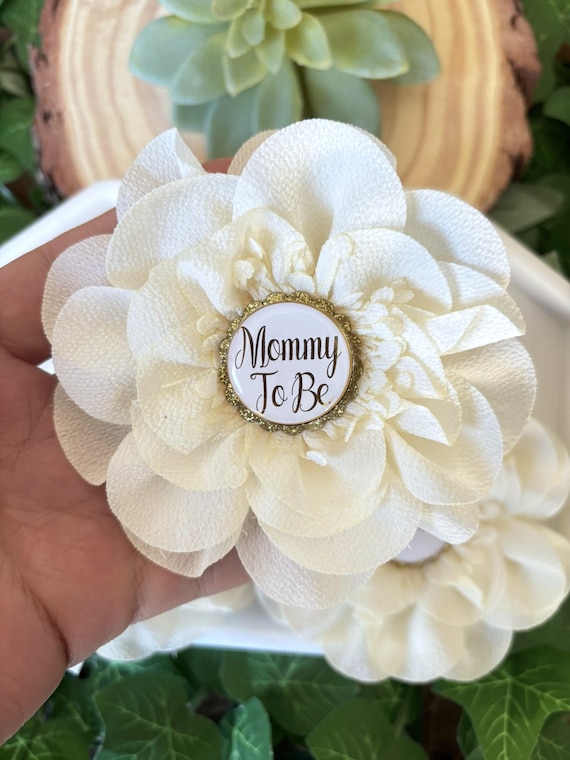 Ivory Baby Shower Pin, Mommy To Be Pin, Daddy To Be Pin, Big Sister, Big Brother, Grandma, Grandpa, Custom Wording Available