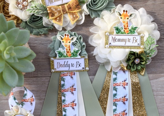 Giraffe Baby Shower, Giraffe Maternity Sash, Giraffe Mommy To Be Pin, Giraffe Daddy To Be Pin, Baby Shower Gift, Custom Pin