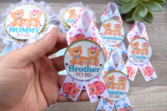 Bear Gender Reveal Baby Shower, Pink and Blue Maternity Sash, Mommy To Be Ribbon Pin, Daddy To Be Pin, Family Custom Pins, Pregnant Gift