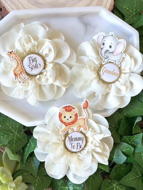 Safari Baby Shower Pin, Mommy To Be Pin, Daddy To Be Pin, Big Sister, Big Brother, Grandma, Grandpa, Custom Wording Available