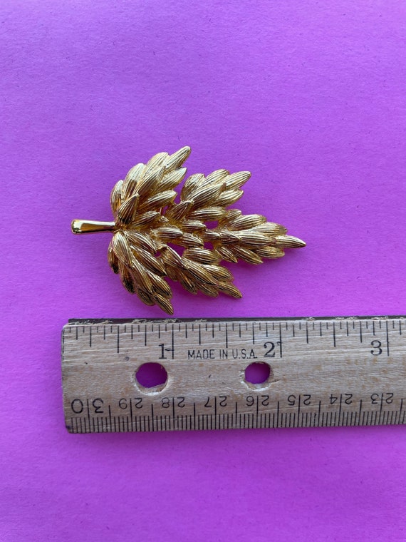 Classic Mid Century Modern Napier leaf pin. - image 4