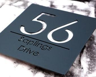 K Smart Sign / Bellissima S1 F31 / Letreros flotantes para casa, números de puerta y placas de mármol gris y blanco mate cortados con láser / 180 mm x 180 mm