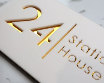 K Smart Sign | Bellissima H2 | Laser Cut Matt White & Gold Mirror Floating House Sign Door Numbers Plaque | 300mm x 160mm…