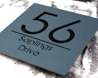 K Smart Sign / Bellissima S1 F31 / Letreros flotantes para casa, números de puerta y placas, cortados con láser, en gris mate y negro brillante, 180 mm x 180 mm