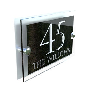 Acrylic & Aluminium Personalised Wall Plaque House Number (PARA5-24WB-S-C)