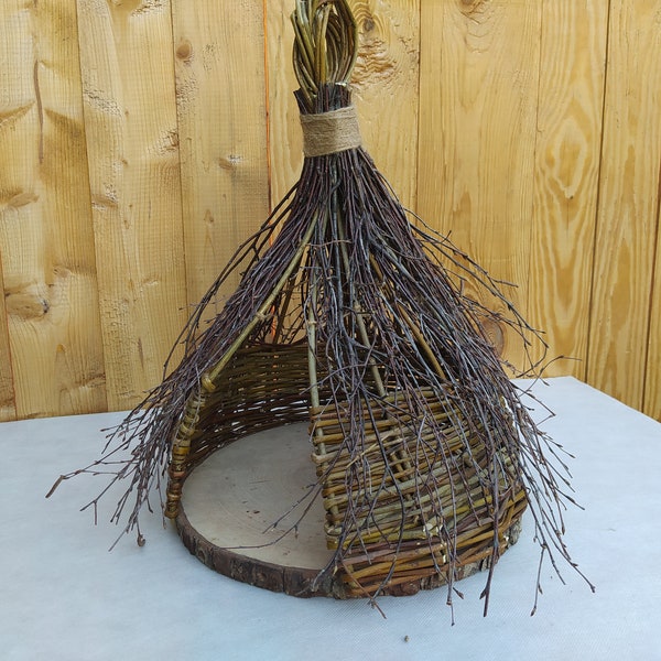 Willow pet basket, pets feeder, fairy arbour, wicker pets house, willow bird feeder, Bird's nest, ferret hut, quail nest