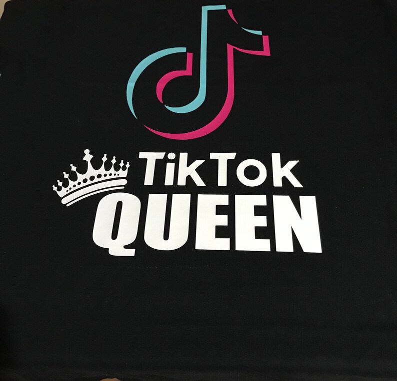 Tik tok queen tshirt