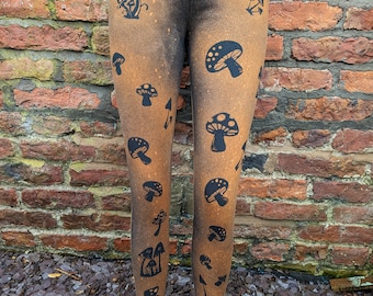 Leggings Toadstool Mushroom blanchis à la main noir, Femme fille