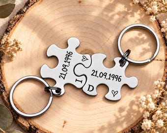 Personalised Couples Keyrings Set, Special Date & Initials, Anniversary, Wedding, Valentine’s Gift