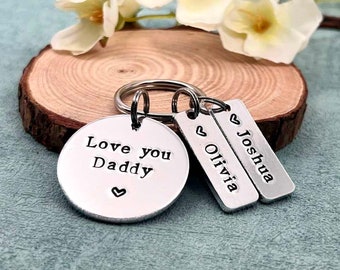 Personalised Daddy Keyring, Love You Daddy, Perfect Father's Day Gift for Dad Grandad