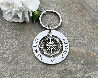 Coordinates Keyring, Personalised Compass Keyring, Wedding Anniversary Valentine's Gift, GPS Travel Gift