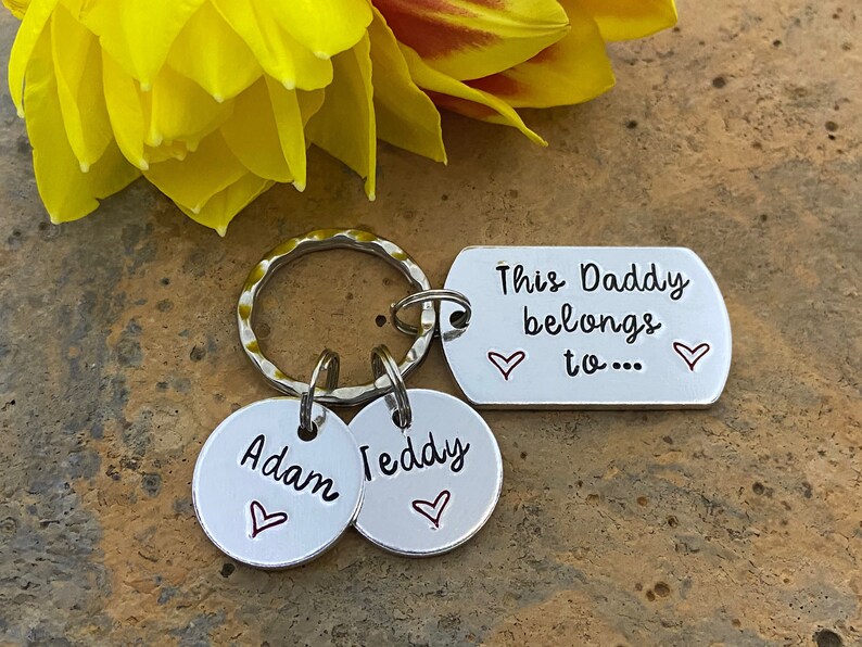 Download Accessories Keychains Lanyards Daddy Daddy Father Father S Day Gift Grandad Gift This Daddy Belongs To Dad Keyring Keychain Hand Stamped Personalised