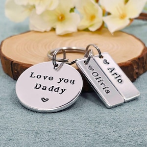 Personalised Daddy Keyring, Love You Daddy, Perfect Father's Day Gift for Dad Grandad